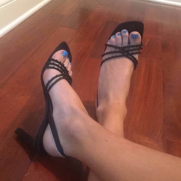 Richard Tyler beaded black heels - Picture 2 of 7